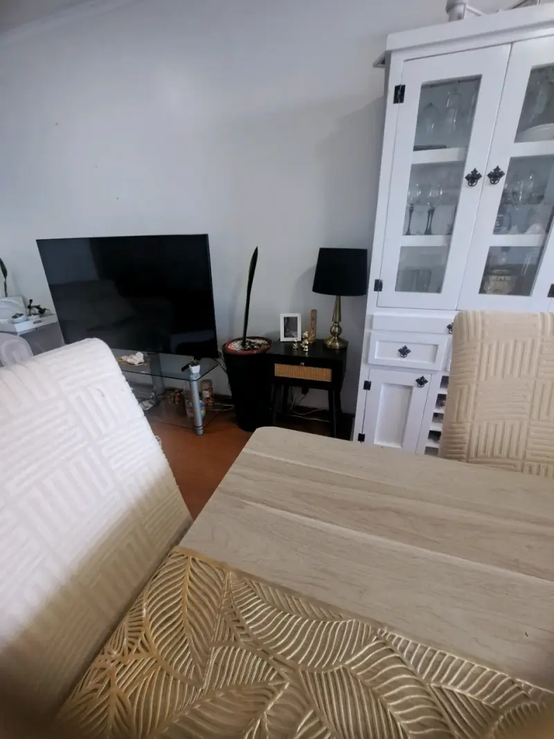 Juego de comedor de madera - 2