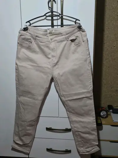 Jeans rosado para mujer - miniatura 1