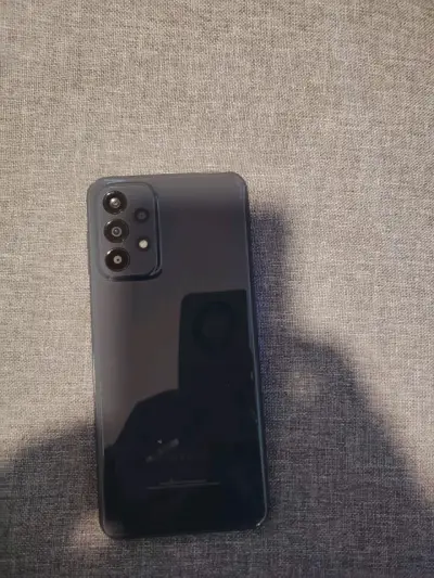 Samsung Galaxy A23 con caja - miniatura 3