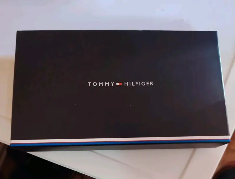 Billetera de cuero Tommy Hilfiger - 4