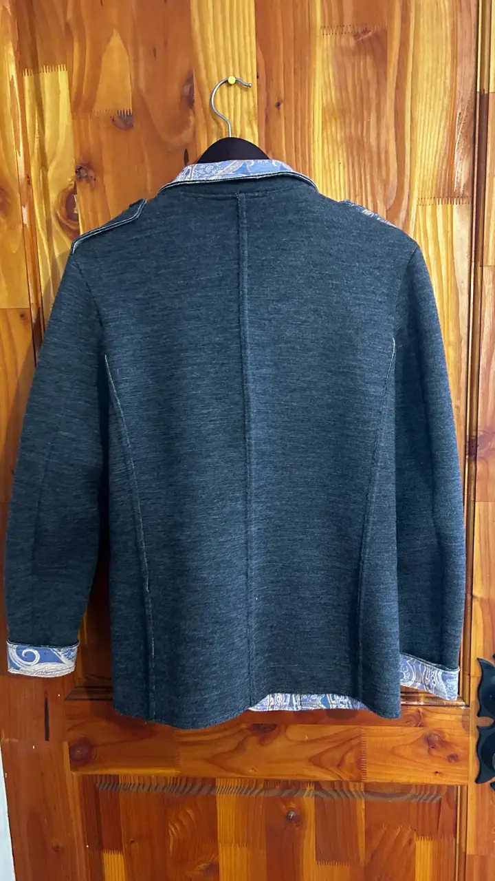 Blazer gris con forro estampado - 2