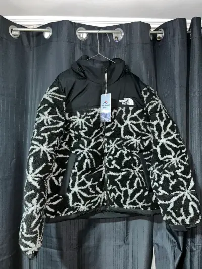 Chaqueta polar negra The North Face - miniatura 3