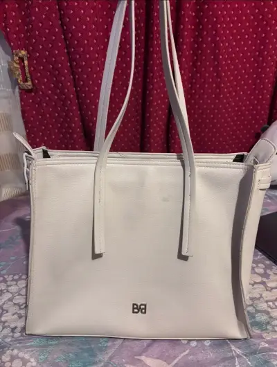 tote basement usada - miniatura 1