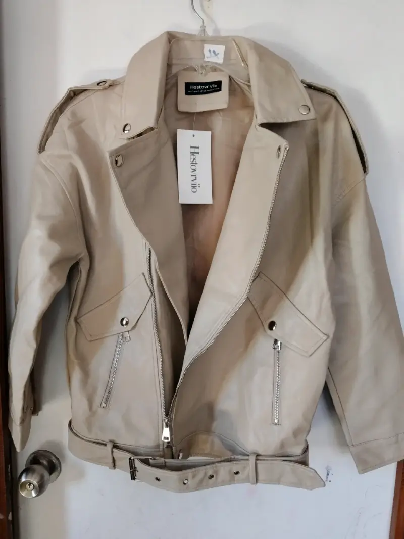 Chaqueta beige de mujer nueva - 2