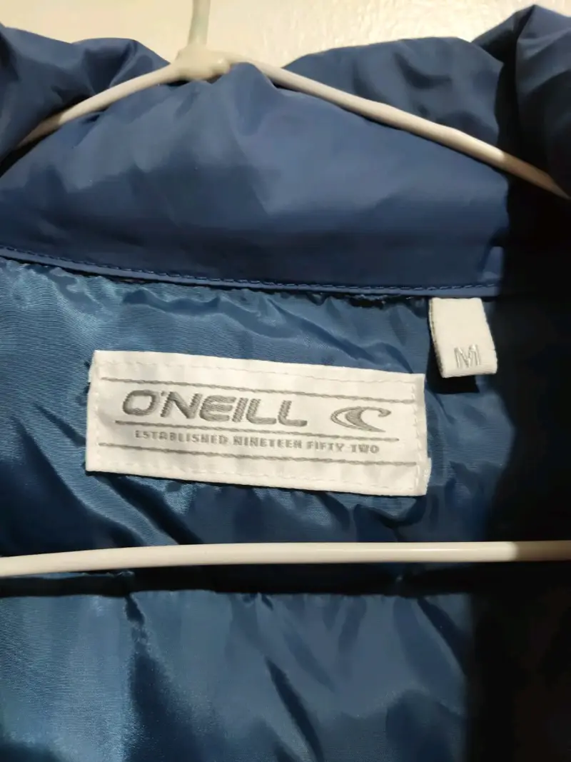 Chaqueta puffer azul O'Neill - 2