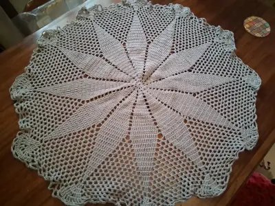 Tapete tejido a crochet gris - miniatura 2