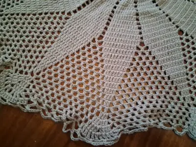 Tapete tejido a crochet gris - miniatura 3