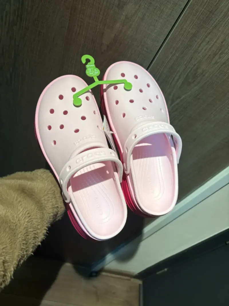 Zuecos Crocs rosa y fucsia nuevos - 3