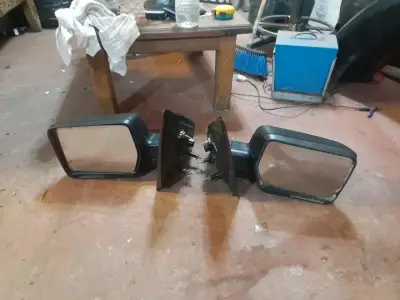 Espejos laterales para auto - miniatura 1