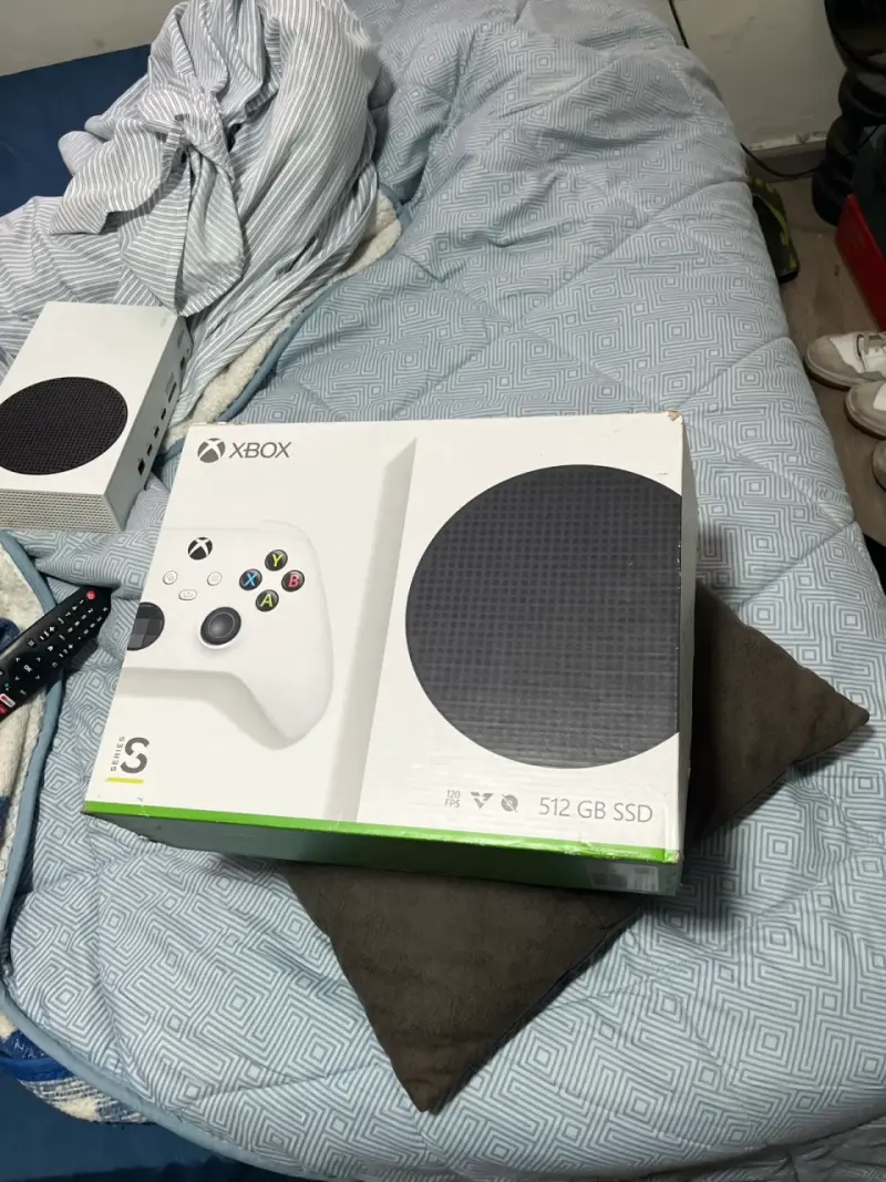 Consola Xbox Series S con control - 4