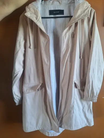 Parka beige con capucha Zara - miniatura 1