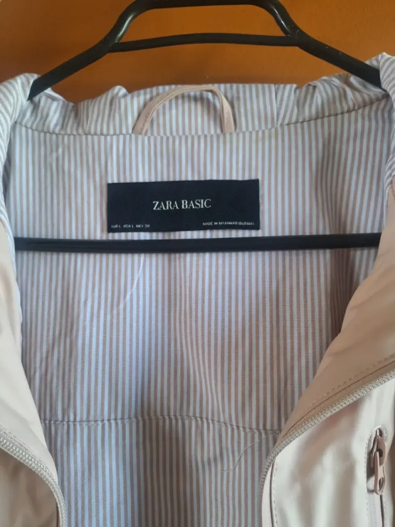 Parka beige con capucha Zara - 2