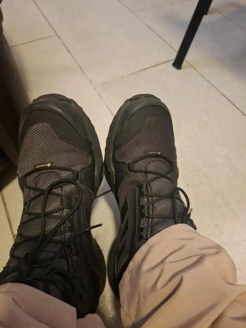 Botas negras de trekking - 3