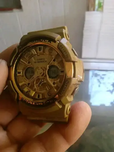 Reloj Casio G-Shock dorado - miniatura 6