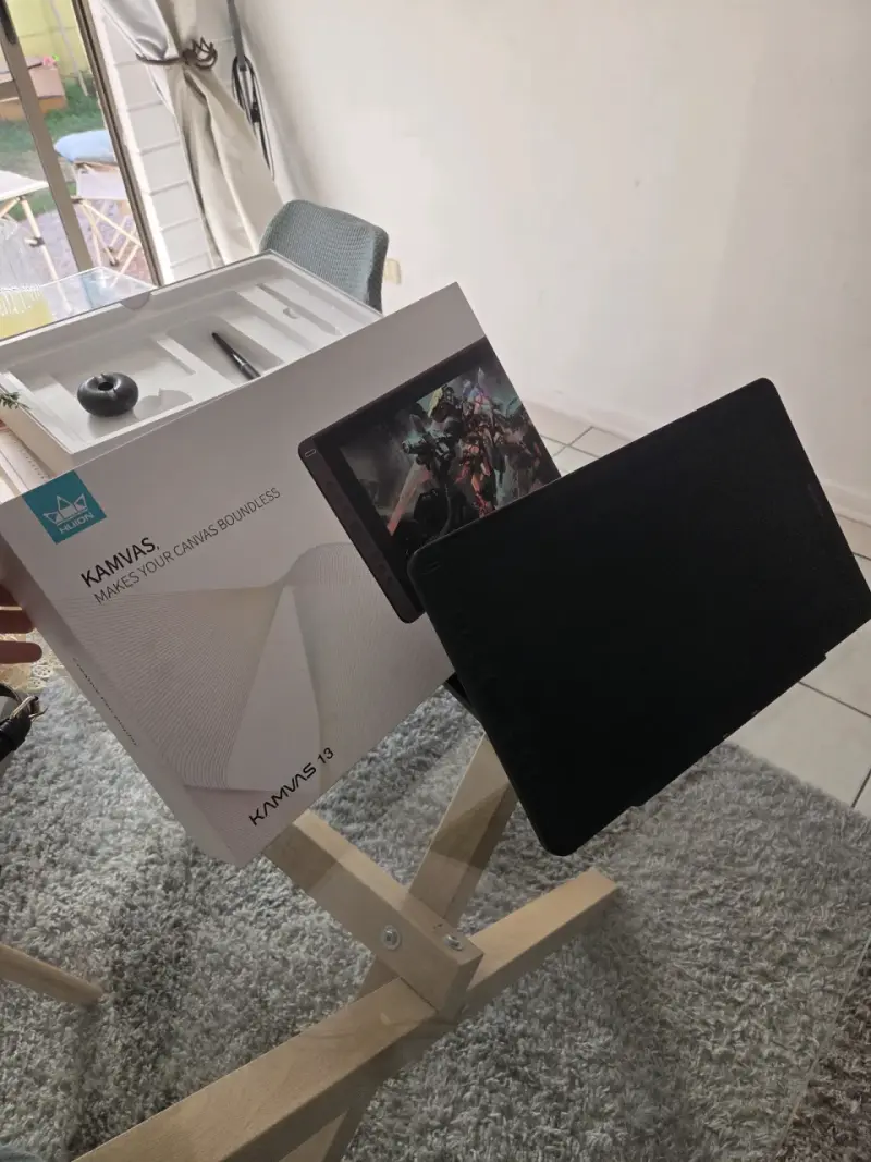 Tablet gráfica Huion Kamvas 13 - 1