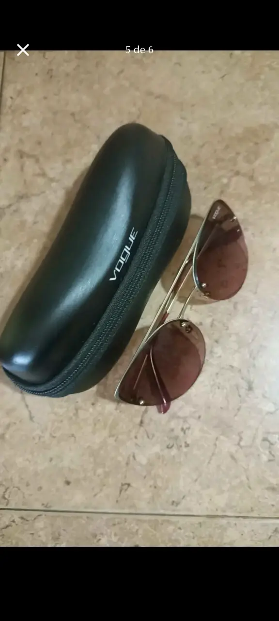 Lentes de sol Vogue con estuche - 4