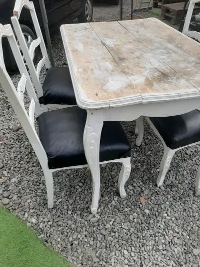 Mesa vintage con sillas - miniatura 4
