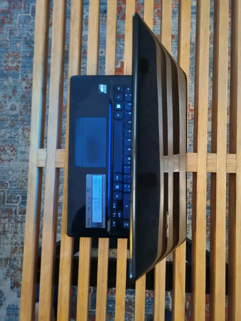 Notebook Acer Negro E1422 - 4