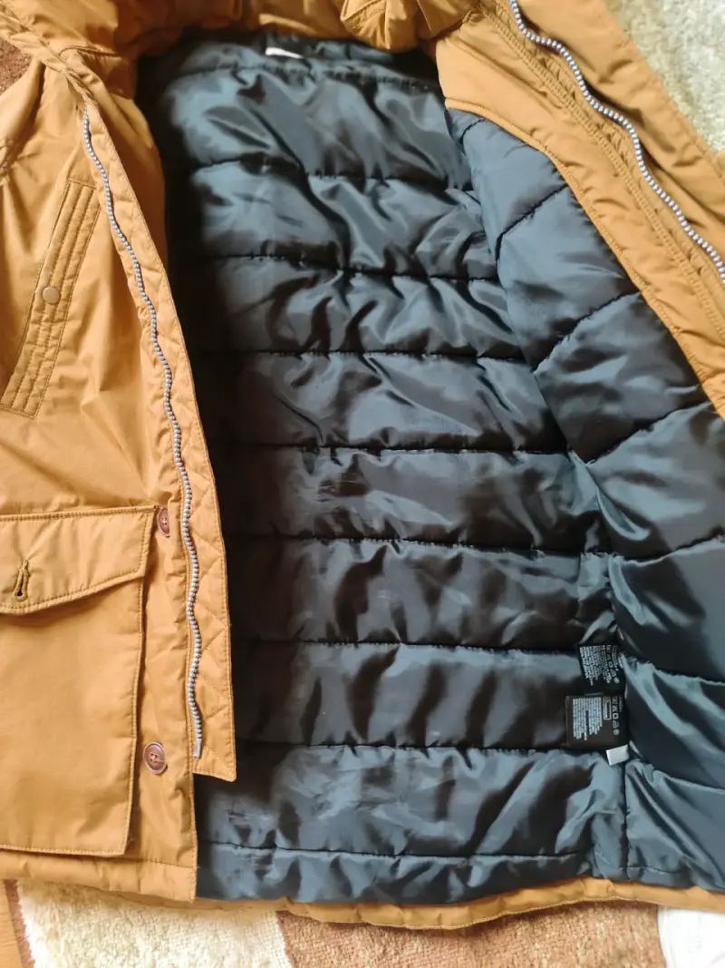 Parka marrón con capucha de pelo - 4