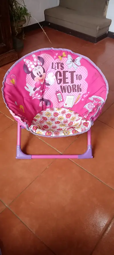 Silla plegable infantil Minnie Mouse - miniatura 1