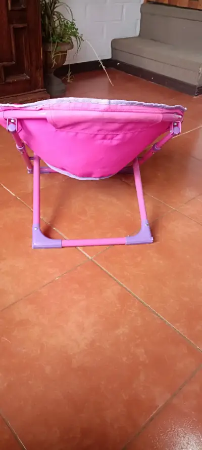 Silla plegable infantil Minnie Mouse - miniatura 2