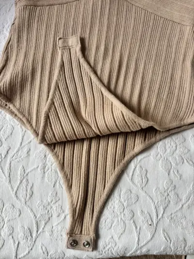 Body de punto beige - miniatura 3