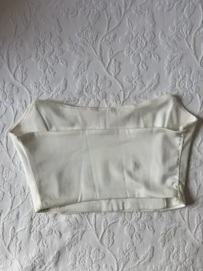Top strapless blanco elegante - miniatura 2