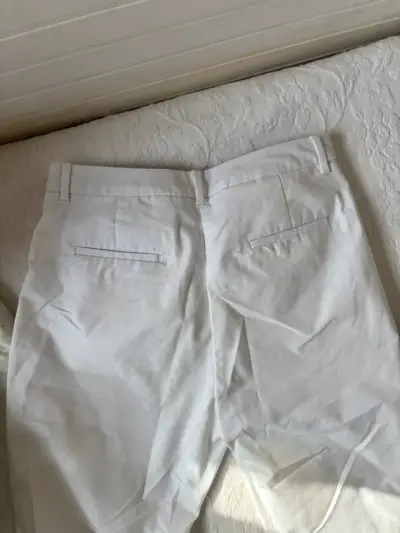 Pantalones blancos - miniatura 3