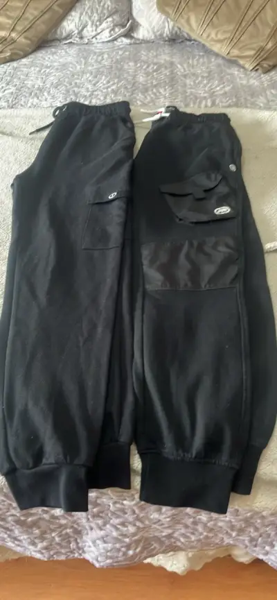 Pantalones deportivos negros unisex - miniatura 1