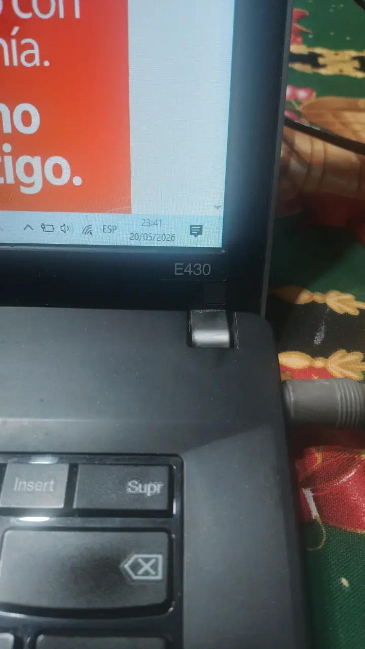 Laptop Lenovo usada - 5