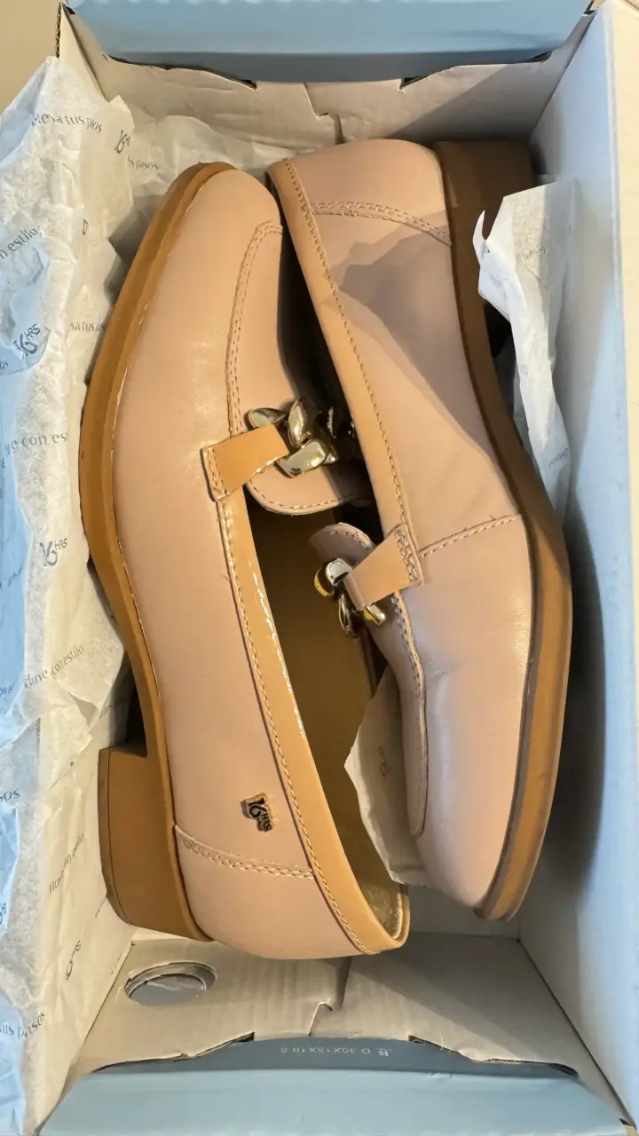 Mocasines rosas con cadena dorada - 4