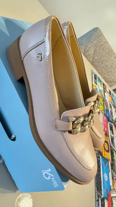 Mocasines rosas con cadena dorada - miniatura 6