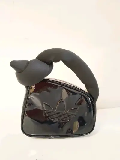 Cartera negra de mano Adidas Airliner - miniatura 1