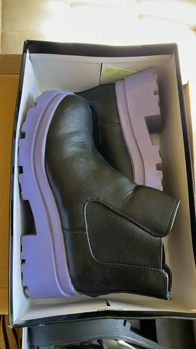 Botines negros con plataforma - miniatura 2