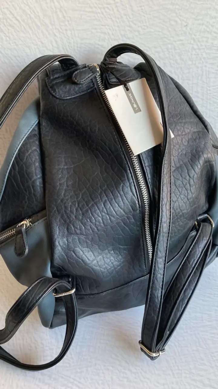 Mochila de cuero gris y negra - 3