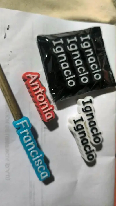 Identificadores personalizados 3D - miniatura 2