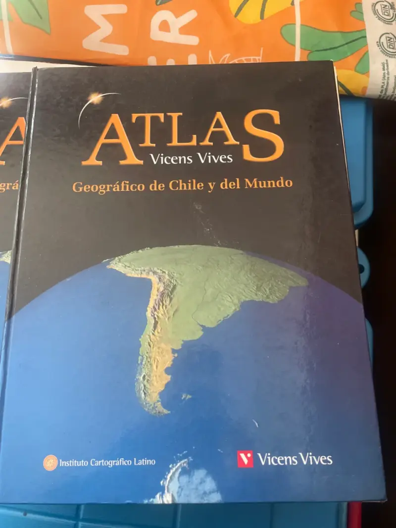 Atlas geográfico chile y el mundo - 1