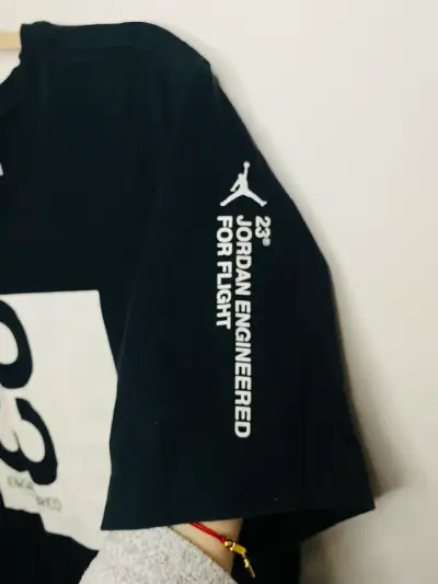 Polera negra Jordan 23 - miniatura 2