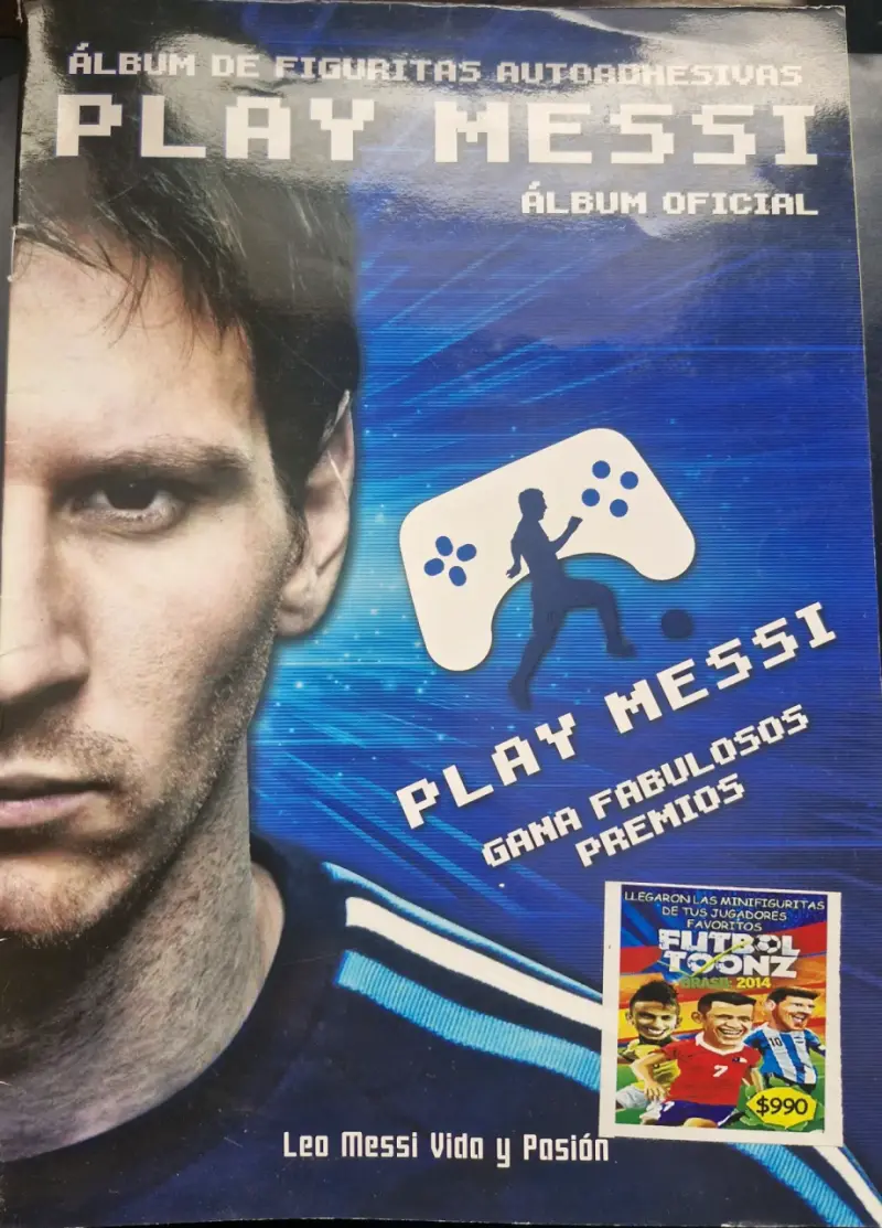 Álbum laminas Play Messi con 40 laminas pegadas - 1