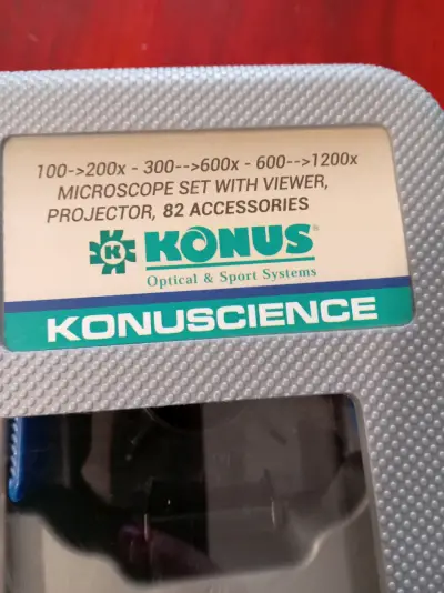 Set de microscopio Konus 82 accesorios - miniatura 1
