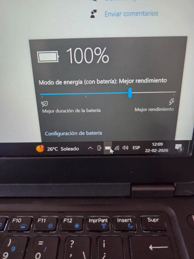 Laptop Dell negra en buen estado - 4