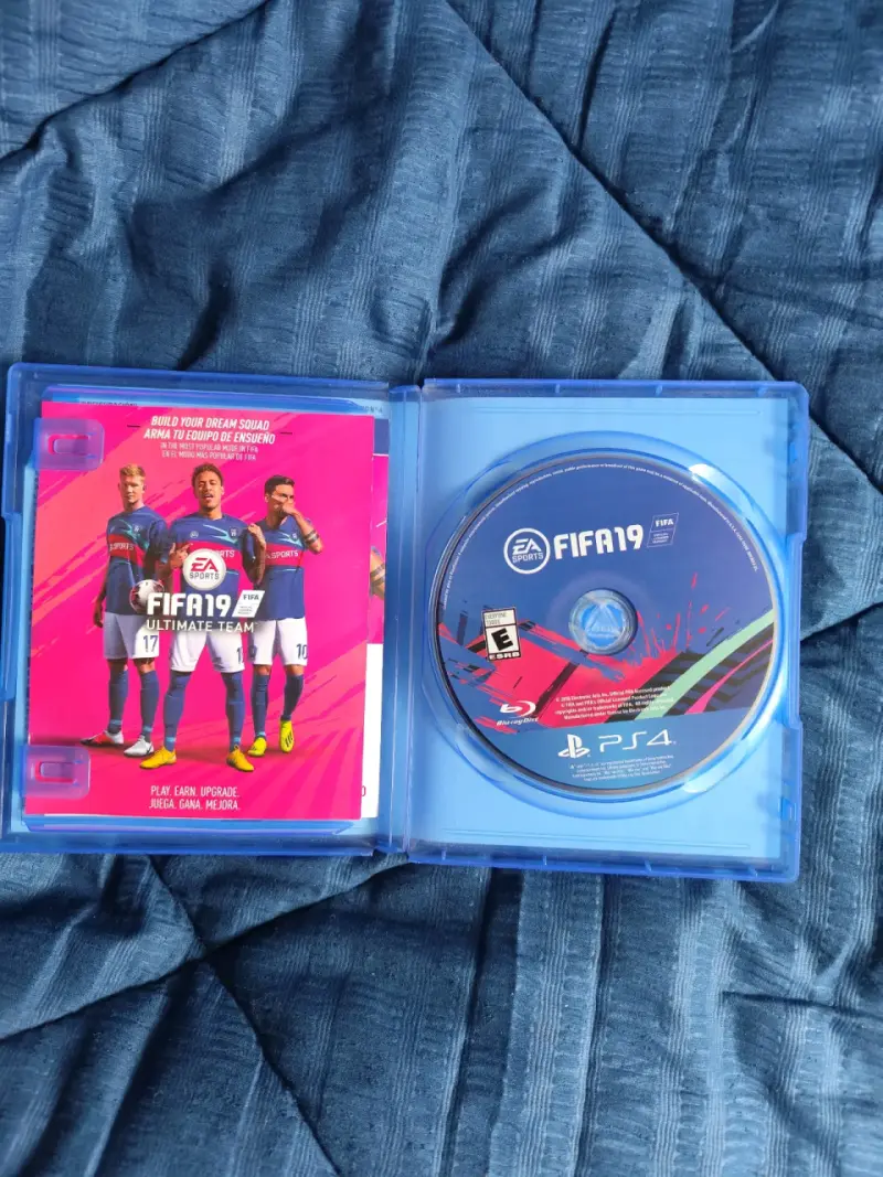 Juegos PS4 FIFA 19 - 2