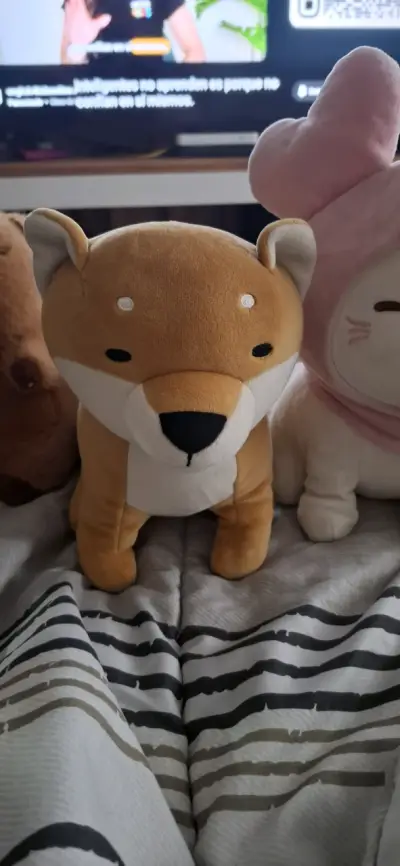 Peluche conejo rosa - miniatura 2