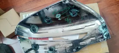Cubre espejo Nissan NP 300 cromado - miniatura 4