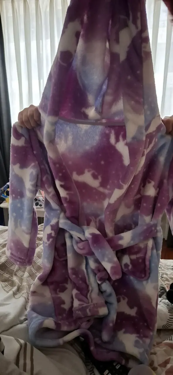Bata de baño unicornio morada