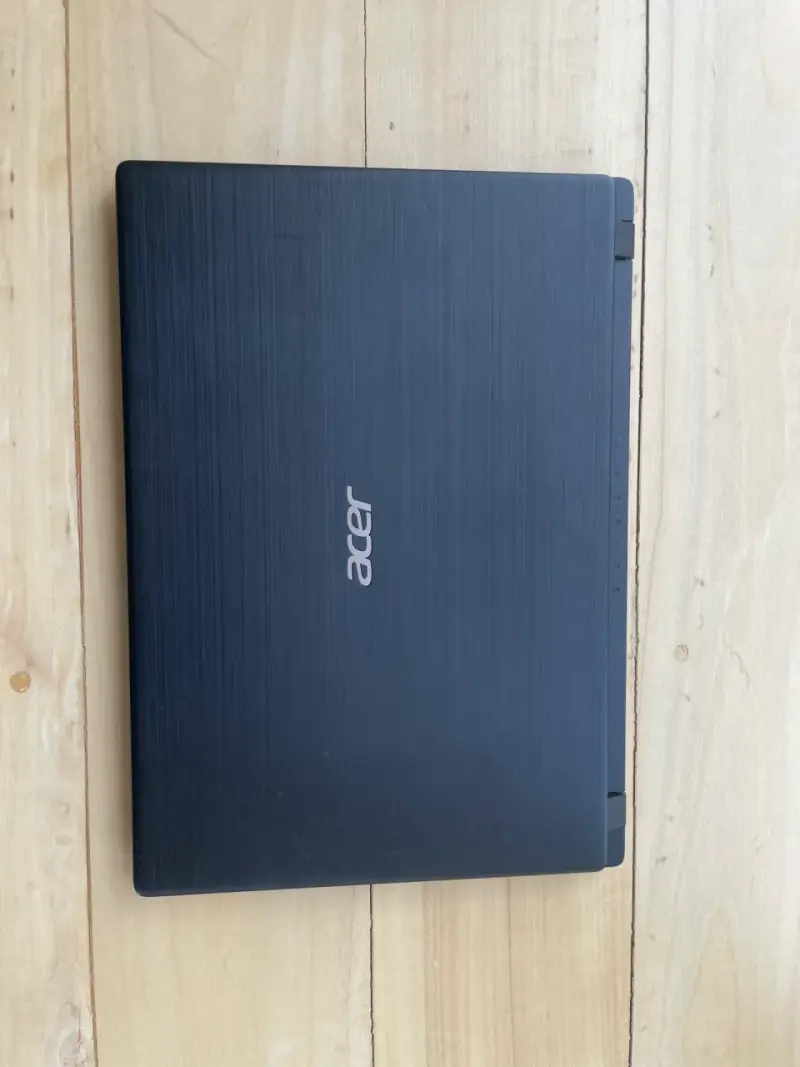 Notebook Acer Aspire 14” Negro - 1