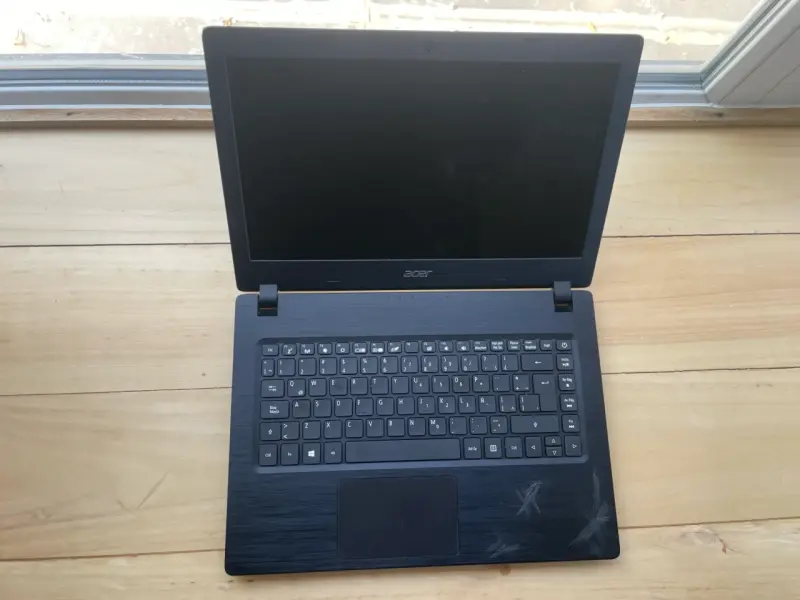 Notebook Acer Aspire 14” Negro - 2