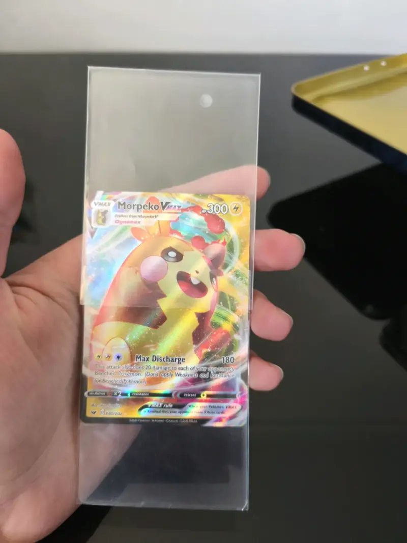 Carta Pokémon Morpeko VMAX holográfica - 5