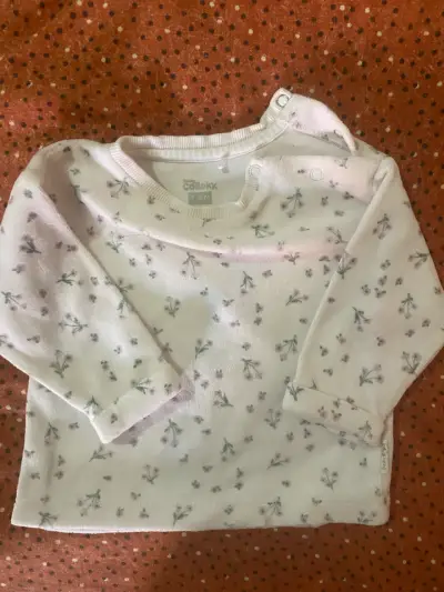 Conjunto blanco bebé estampado floral - miniatura 1