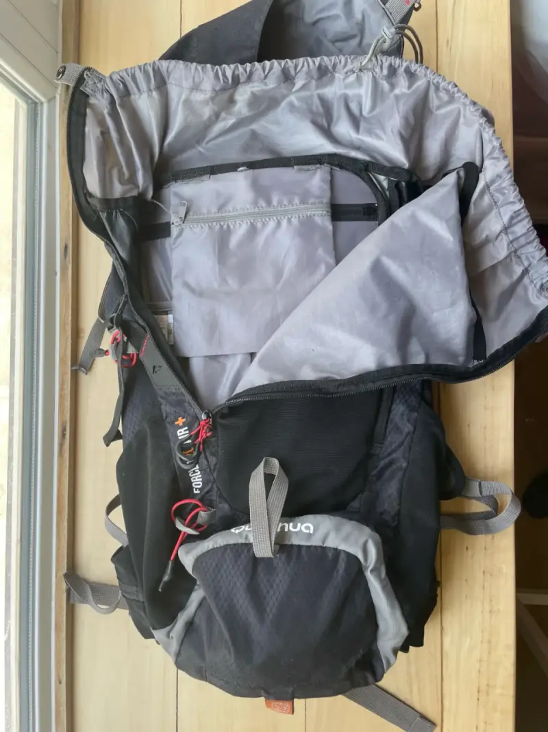Mochila Trekking Quechua Forclaz 20 Air Plus - 4